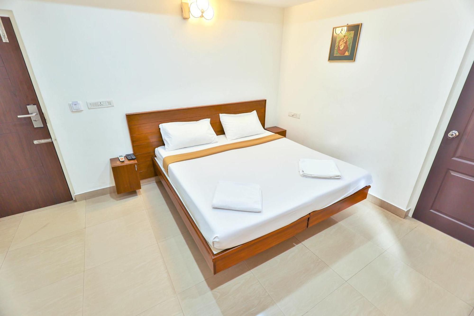 Hotel Golden Bliss Pondicherry Exterior foto